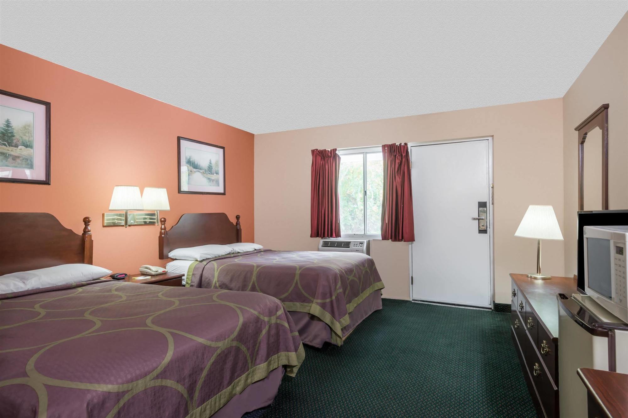 Days Inn By Wyndham Lenox Ma Exterior foto